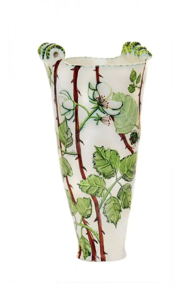 Buninyong Blackberry vessel