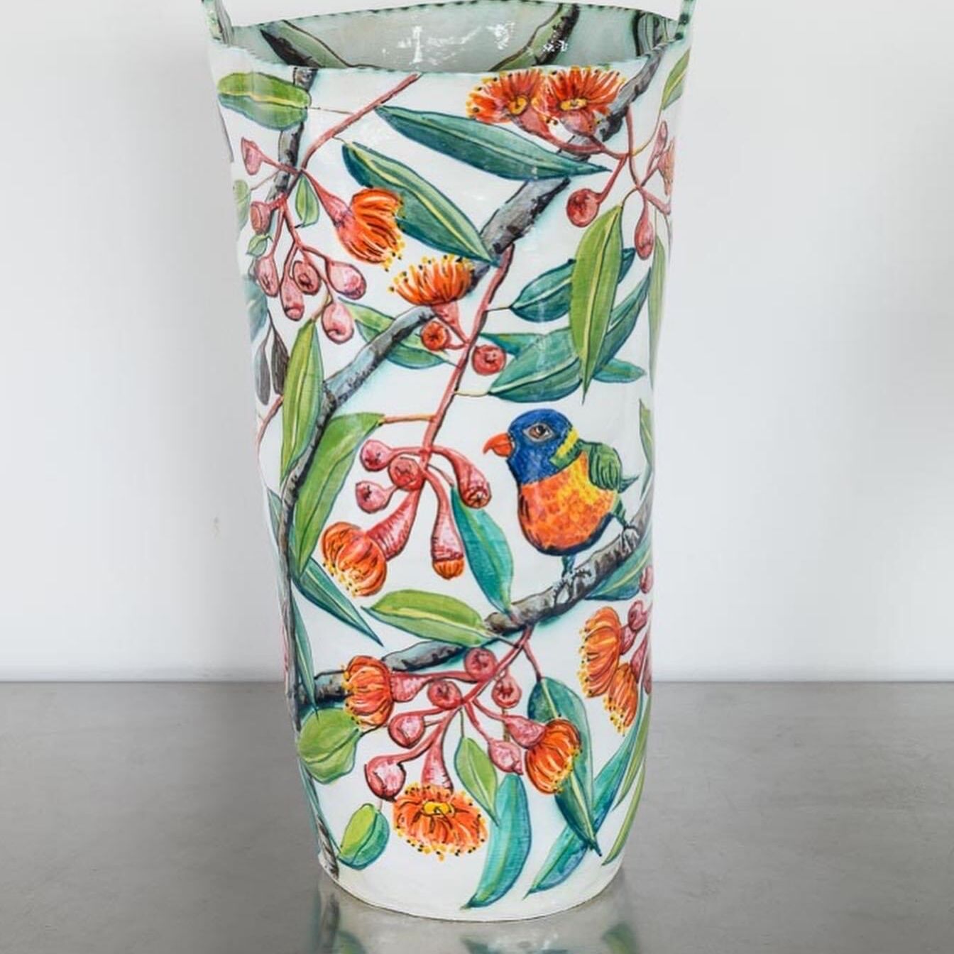 04042025_R-Parrot in Eucalyptus Double Handled Vessel033back