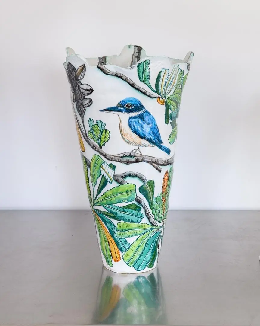 04042025_R-Kingfisher in Banksia Vesselfront