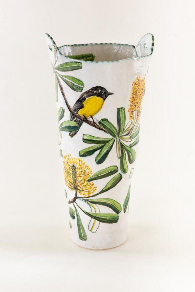 Integrifolia Vessel with Yellow Robin