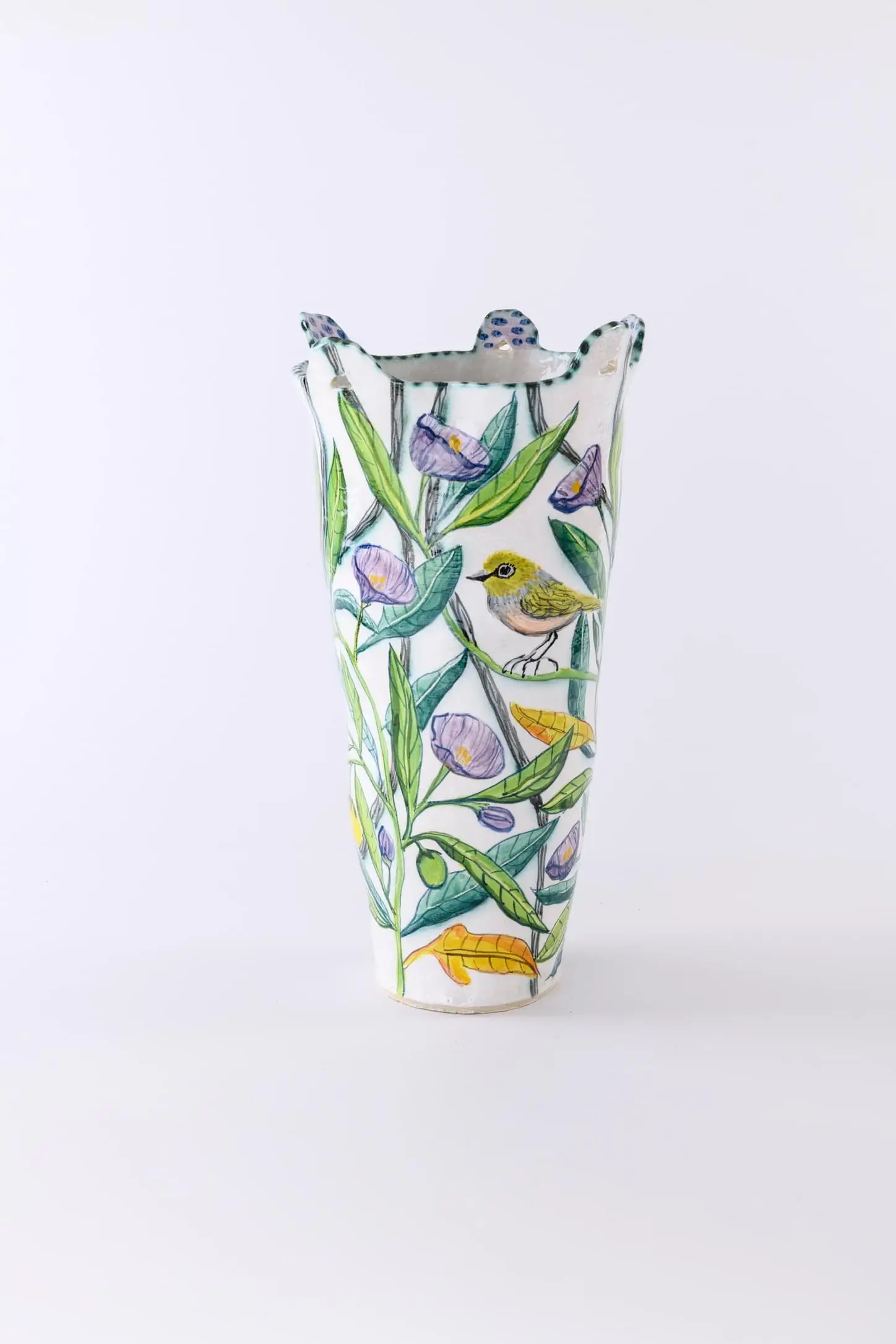 Kangaroo Flower Silvereye Vessel