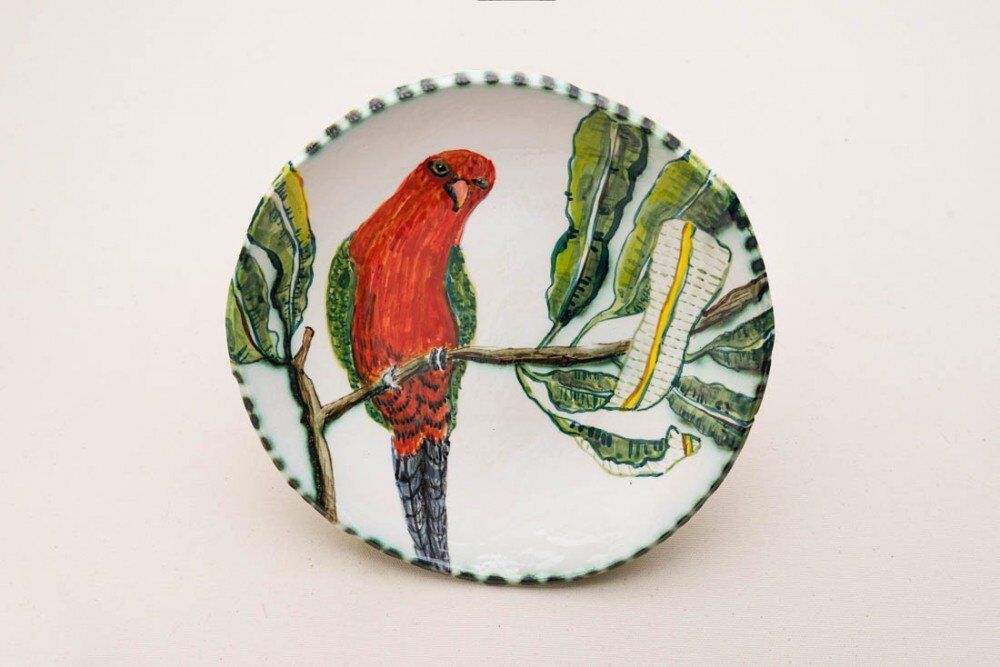 Plate with King Parrot 3